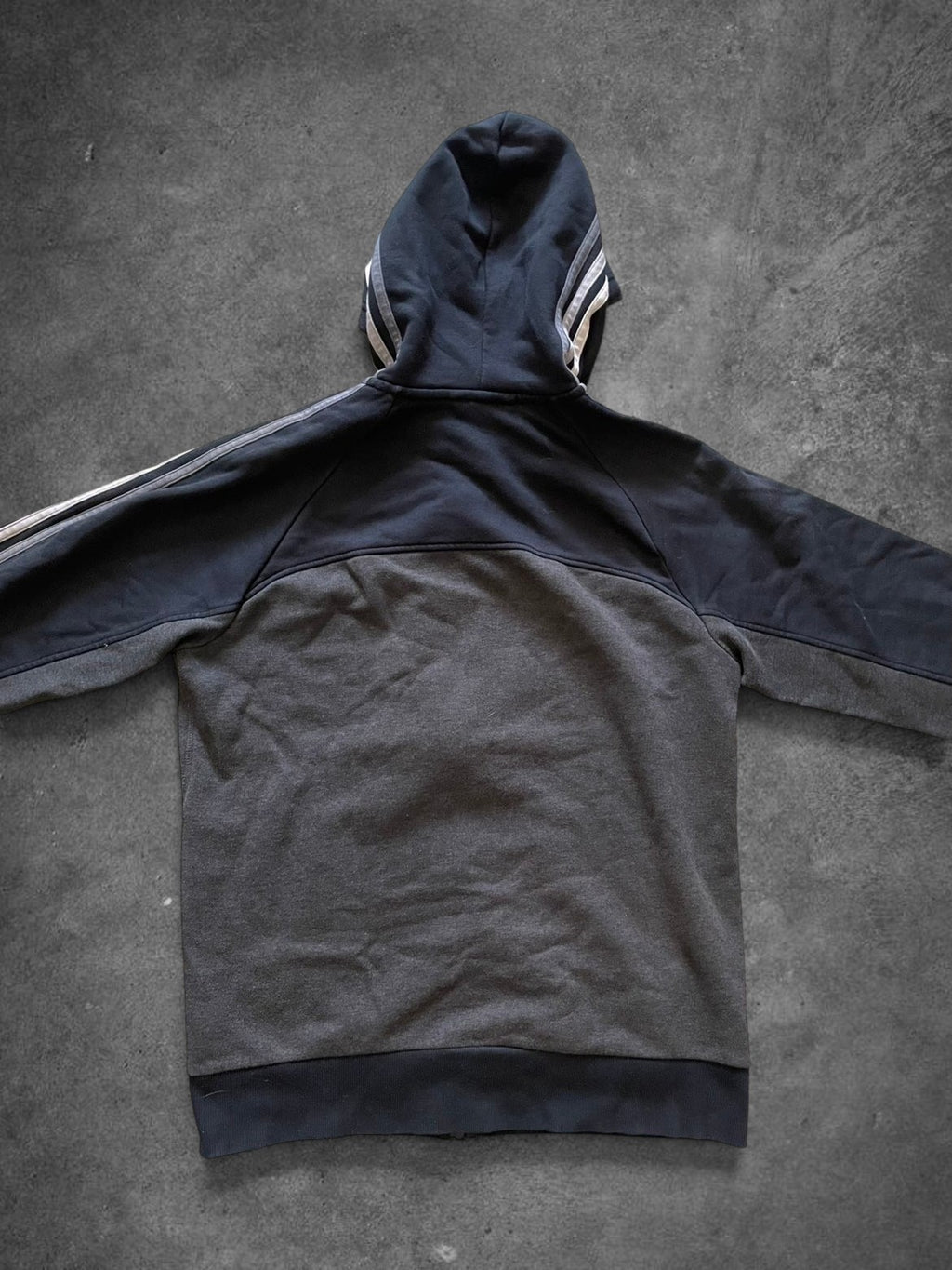 Adidas Essentials zip-up - M