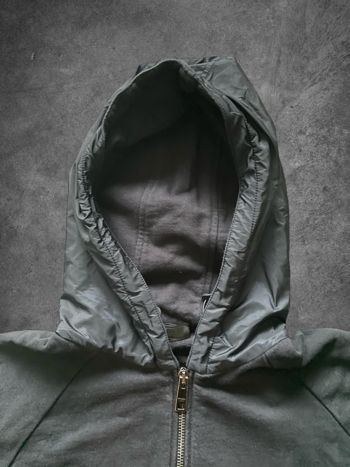 Prada Zip-Up Linea Rossa - L